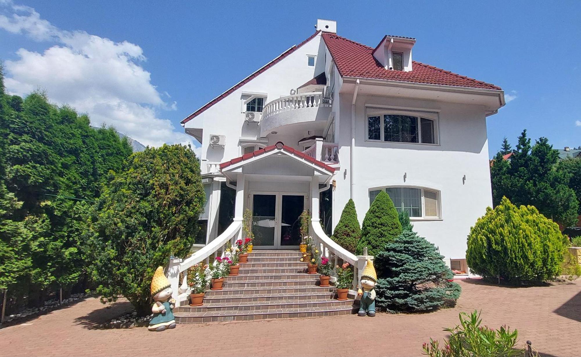 Boutique Hotel Forest Retreat (Adults Only) Buşteni Εξωτερικό φωτογραφία